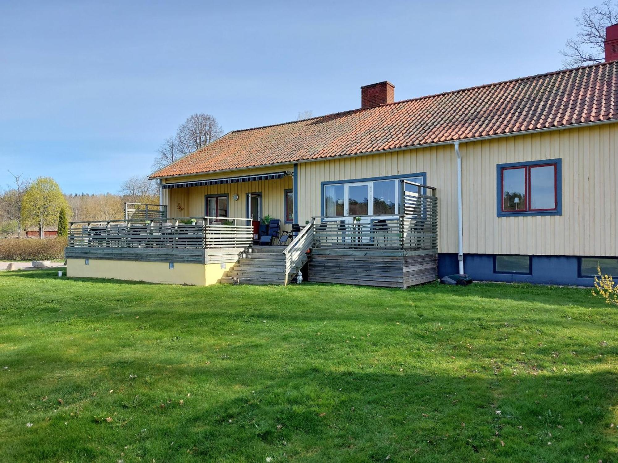 Bruksgarden Bed&Breakfast Undenäs Exterior foto