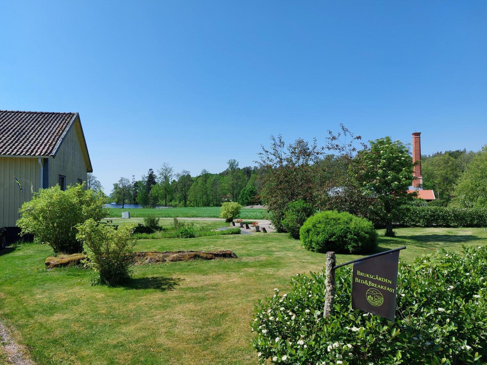 Bruksgarden Bed&Breakfast Undenäs Exterior foto